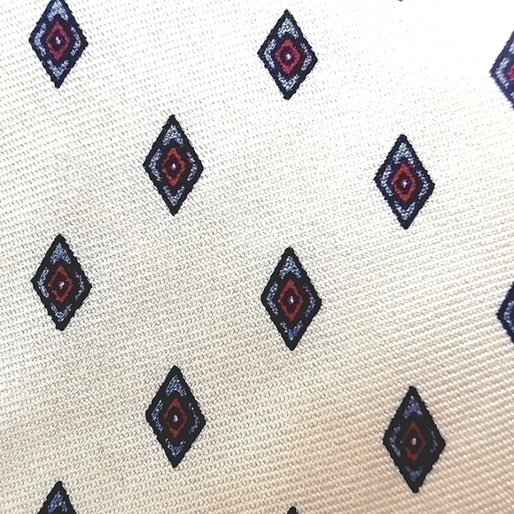 Club Room Vintage Cream / Beige Hand Sewn 100% Silk Long - Picture 9 of 10